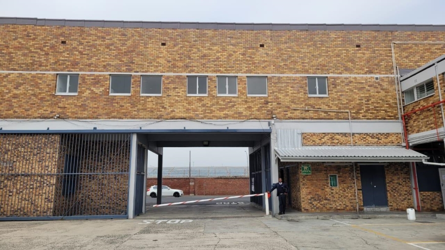 To Let commercial Property for Rent in Maitland Western Cape